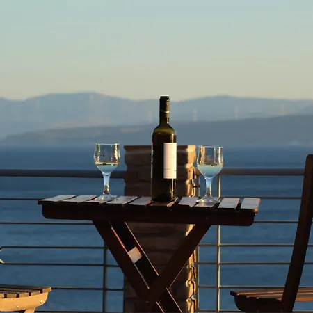 Azure Mare Sea View Garden